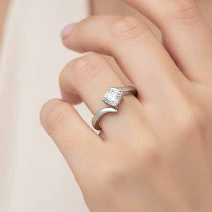 Curvy Edge Solitaire Ring In 925 Sterling Silver - Fifteen