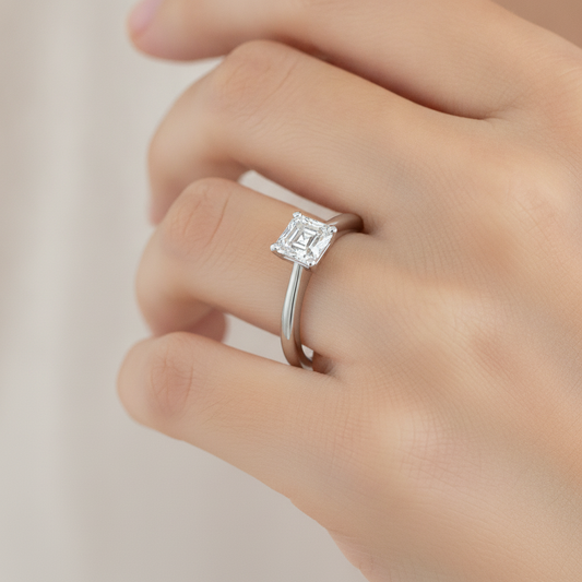 The Dazzling Solitaire Ring - Fourteen