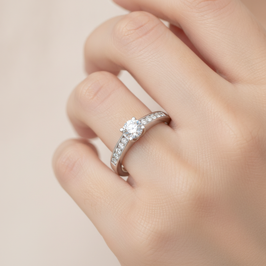 Stunning Solitaire Ring In 925 Sterling Silver - Fourteen
