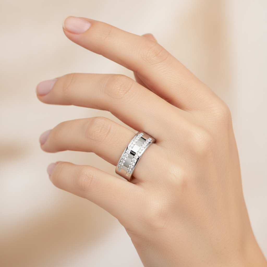 Shine Men's Broad Band Ring In 925 Sterling Silver - Fourteen