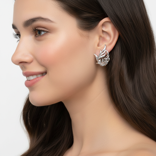 15mm Gold Twisted Knot Stud Earring