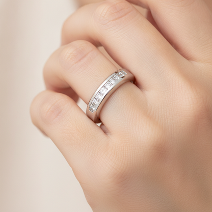 Lustrous Men's Band In 925 Sterling Silver - Fourteen