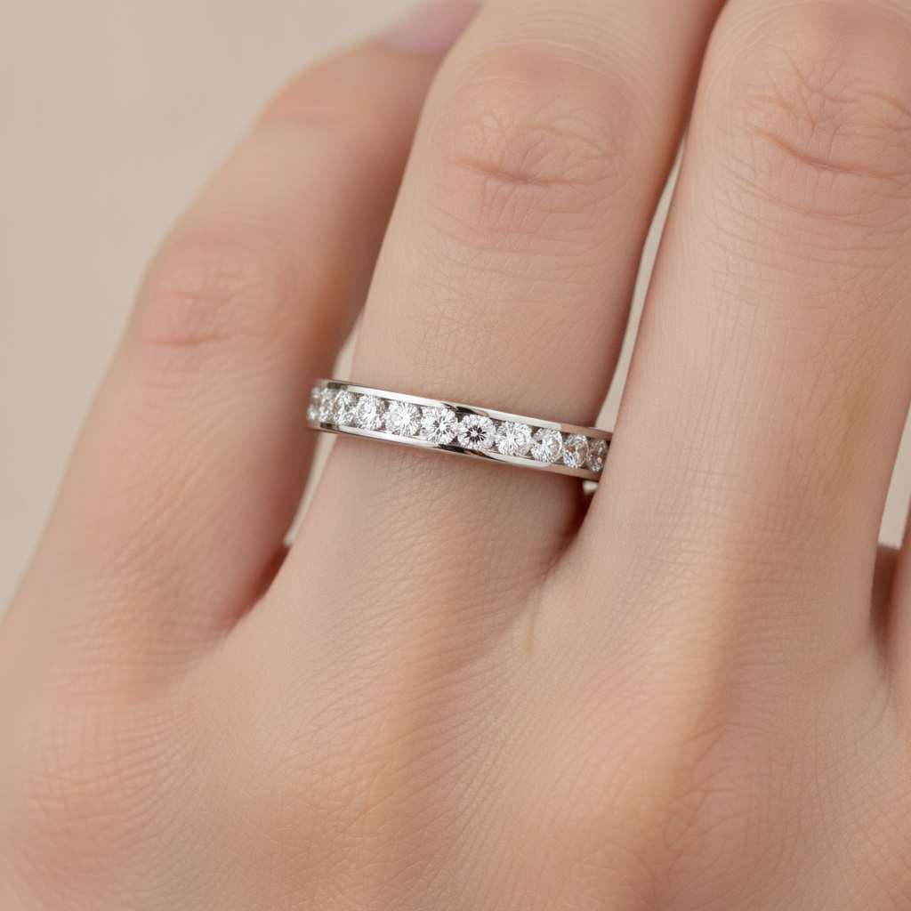 Ocean Eternity Band In 925 Sterling Silver - Fourteen