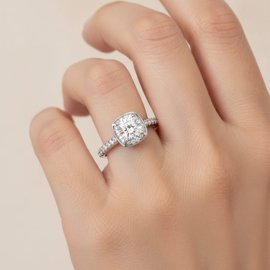 Imbrication Halo Ring - Fourteen