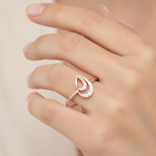 Stunning Pear Shaped Diamond Ring In 925 Sterling Silver - Fourteen