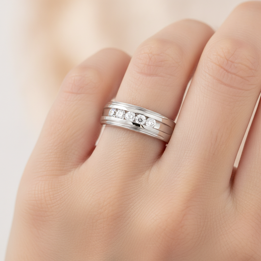 Tinged Men's Broad Band Ring In 925 Sterling Silver - Fourteen