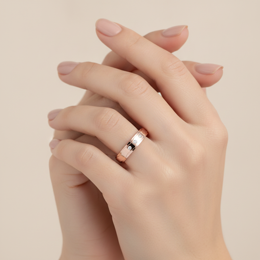 Fleurette Tri Stone Band In 925 Sterling Silver - Fourteen
