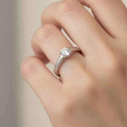 Lindo Solitaire Ring - Fourteen