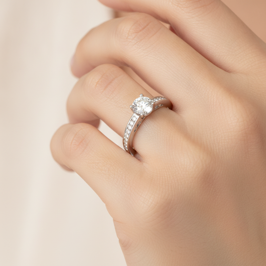 Brilliant Solitaire Ring In 925 Sterling Silver - Fourteen