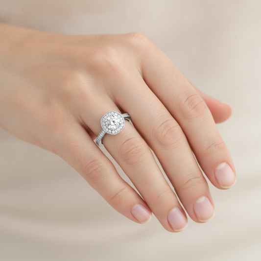 The Outstanding Halo Ring In 925 Sterling Silver - Fourteen