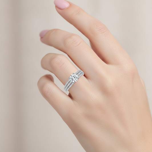 Busttling Solitaire Ring In 925 Sterling Silver - Fifteen