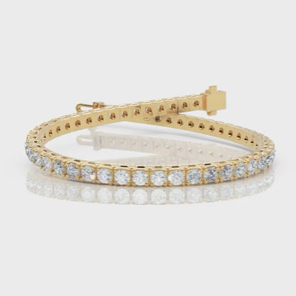 Diamond Tennis Bracelet in White Gold with Secure Clasp